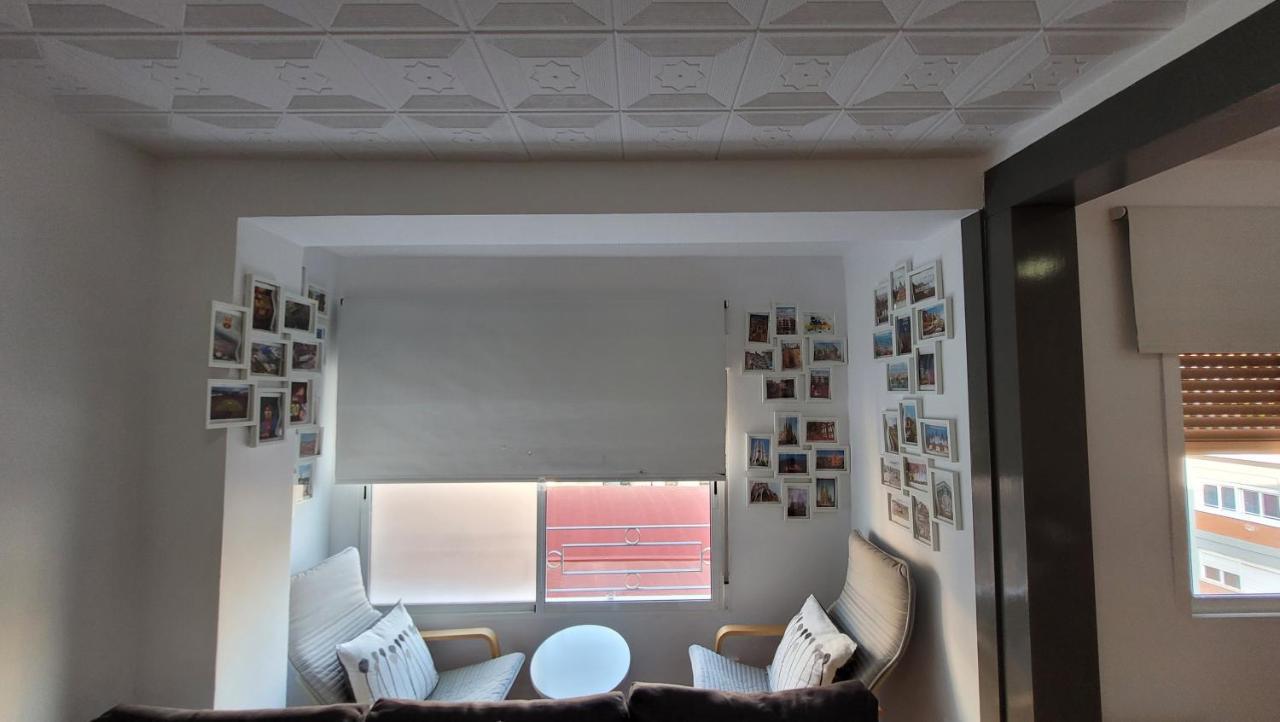 Apartaments B O D Collblanc โอสปิตาเล็ต เดอ โยเบรกัต ภายนอก รูปภาพ