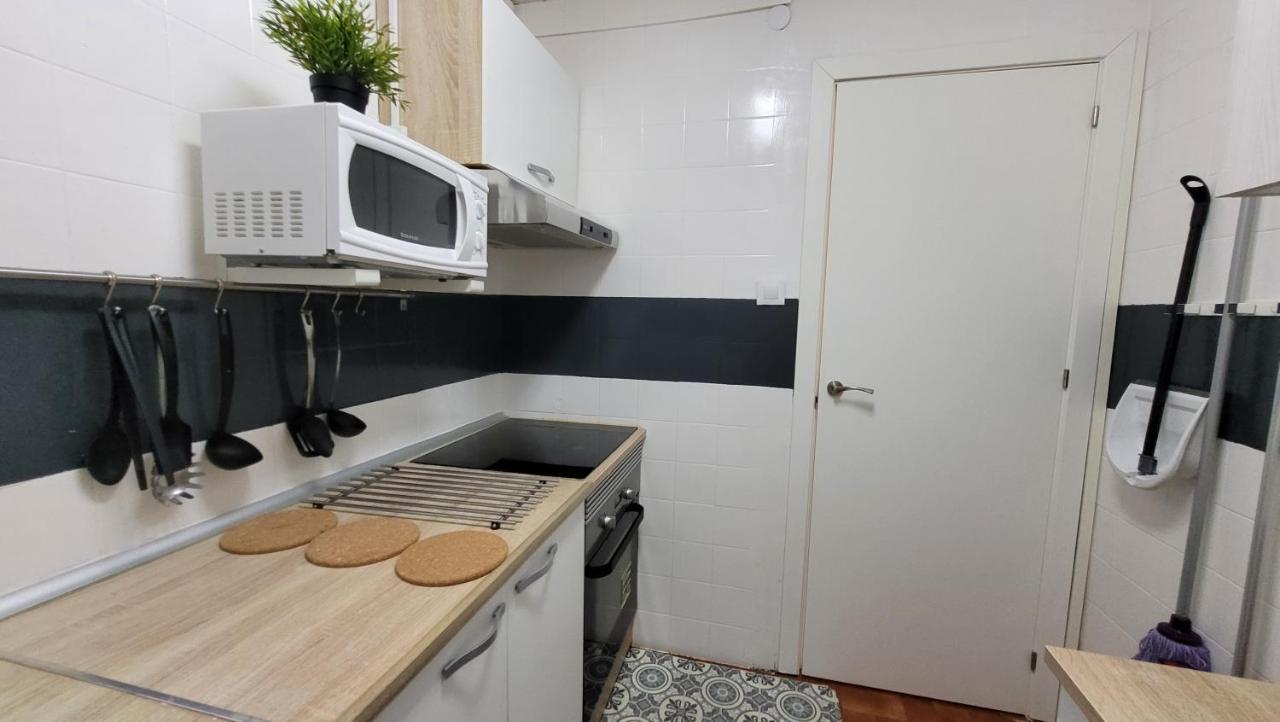 Apartaments B O D Collblanc โอสปิตาเล็ต เดอ โยเบรกัต ภายนอก รูปภาพ