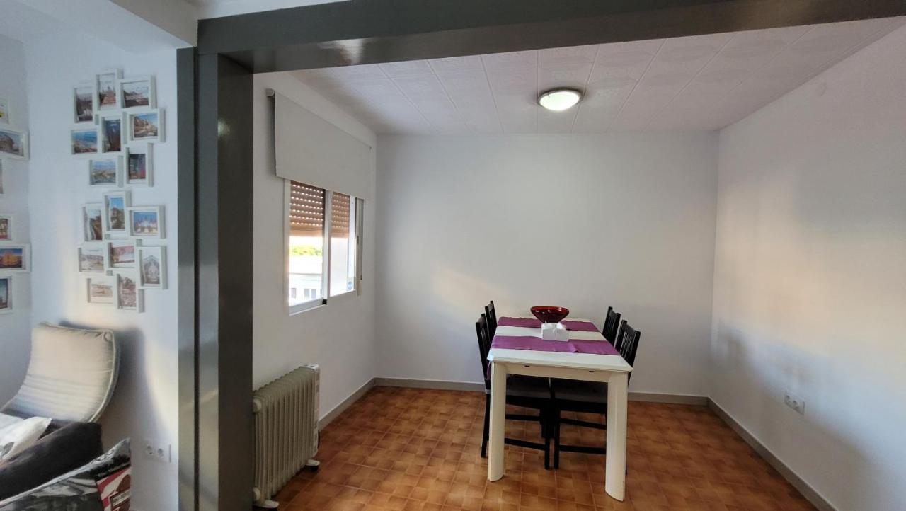 Apartaments B O D Collblanc โอสปิตาเล็ต เดอ โยเบรกัต ภายนอก รูปภาพ